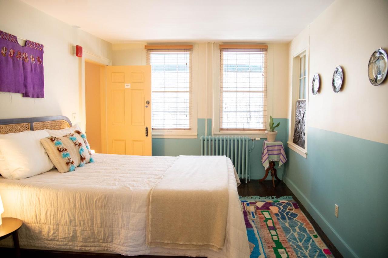 The Vesper Woodstock Bed & Breakfast Exterior photo