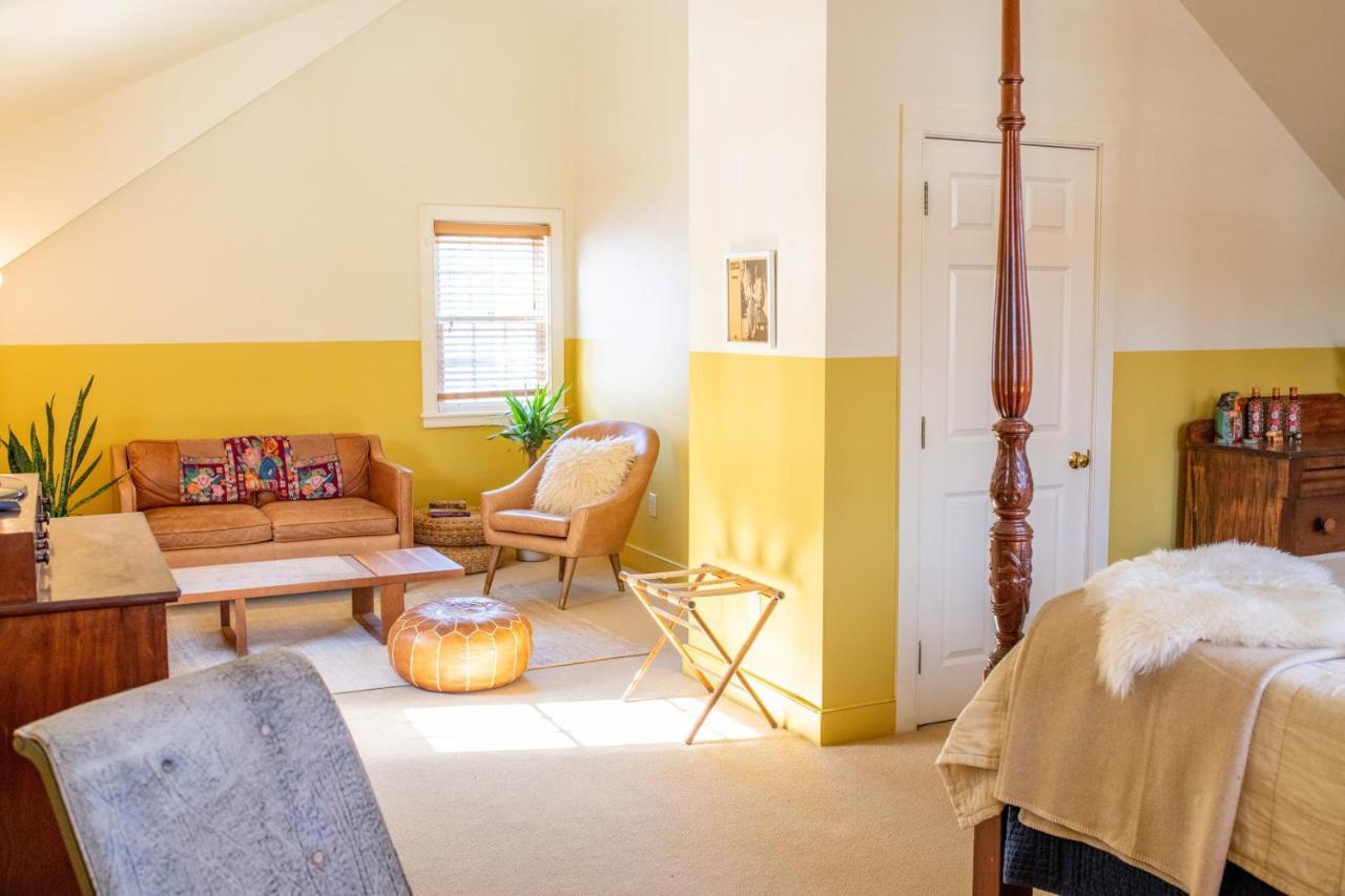 The Vesper Woodstock Bed & Breakfast Exterior photo